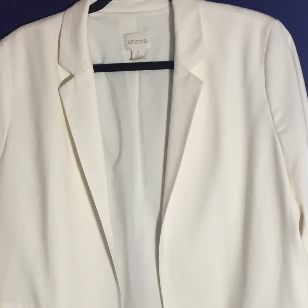 Chico’s White Ladies Blazer - Chico’s size 2